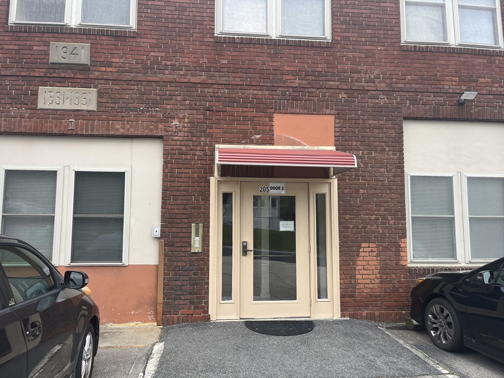 205 Chapin St, Southbridge