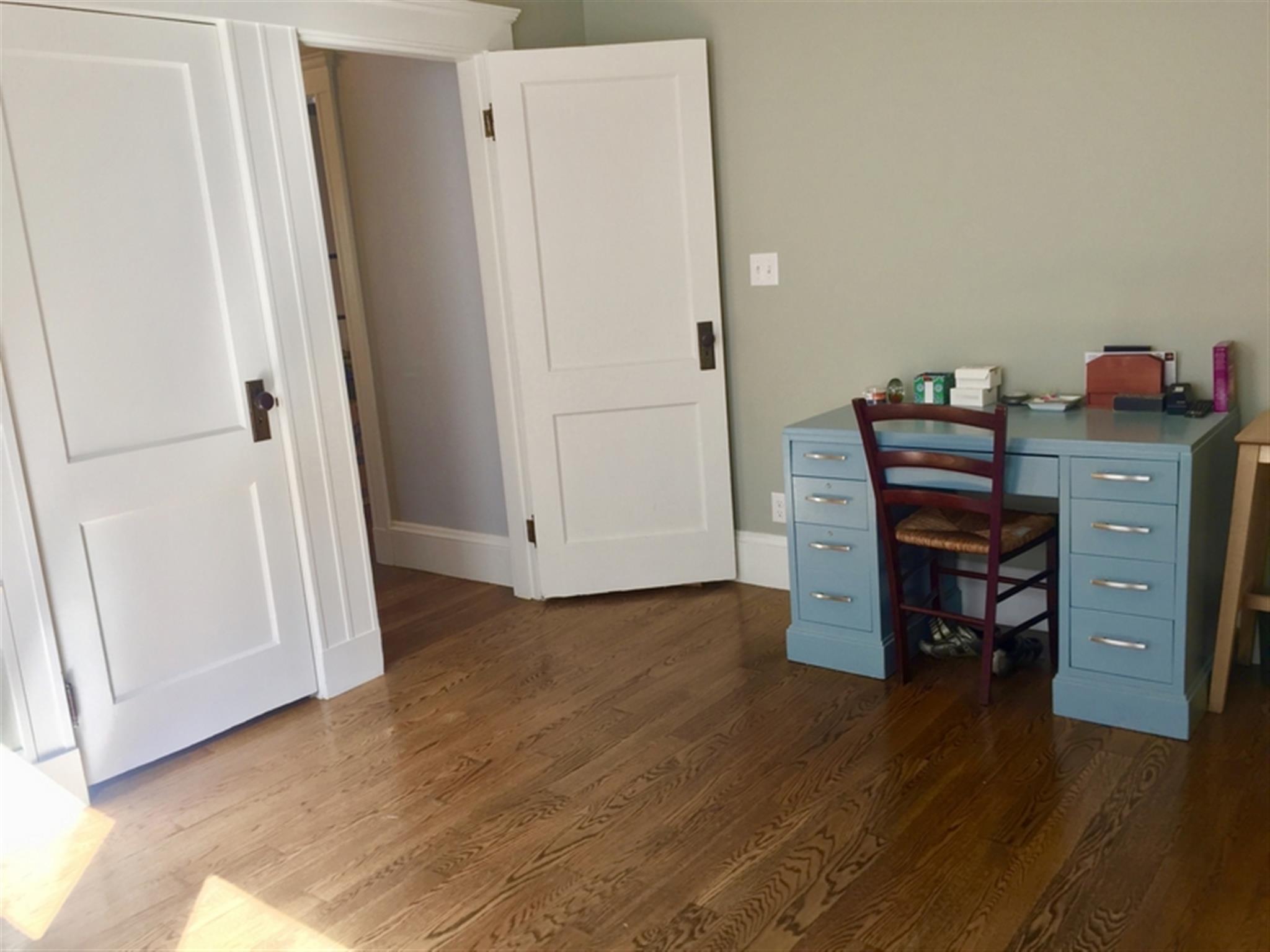 33 Irvington Rd, West Somerville