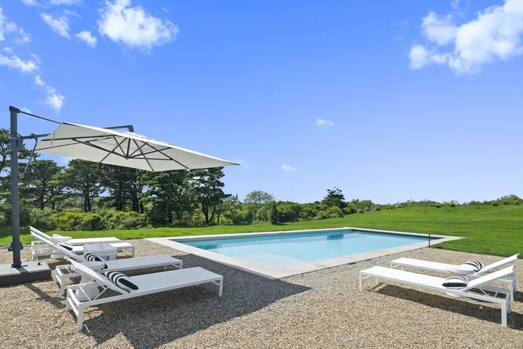 10 Maxey Pond Rd, Nantucket