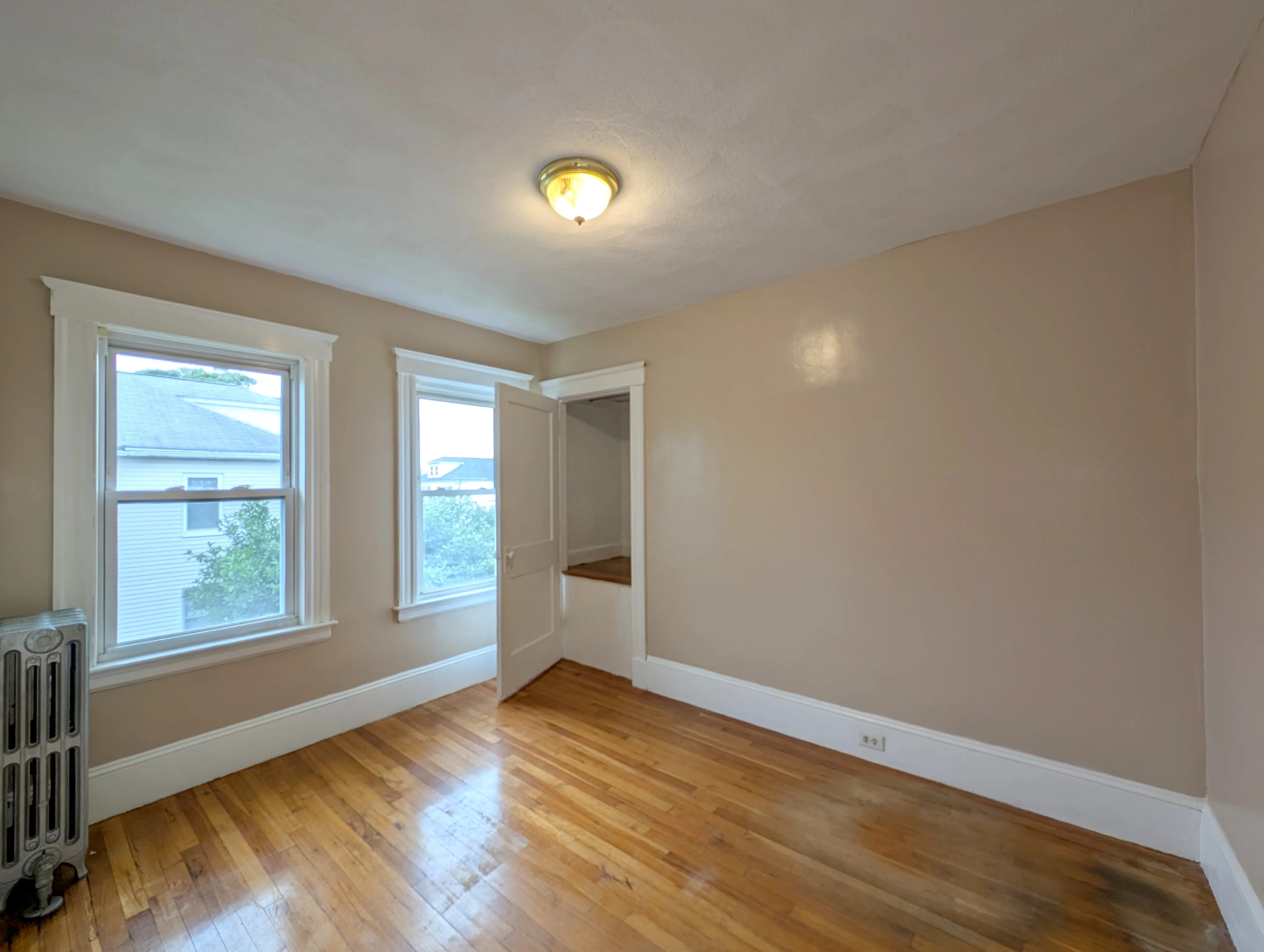 83 Billings Ave, South Medford