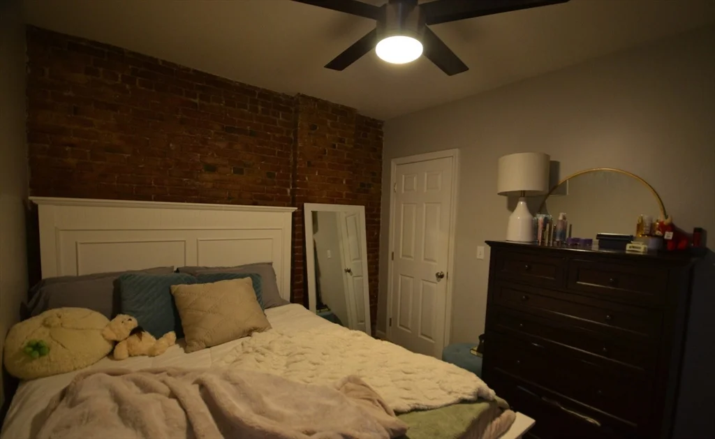 60 Florida St, Dorchester