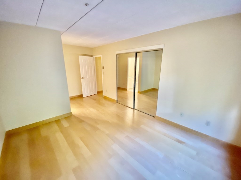 135 Pleasant St, North Brookline