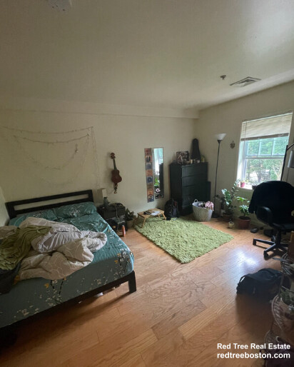 34A Raymond St, Allston
