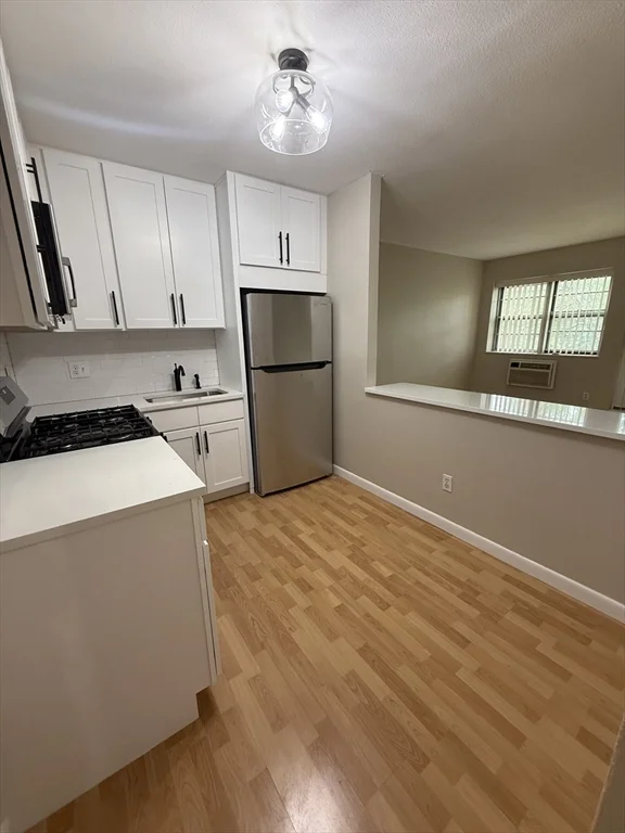 4925 Washington St, West Roxbury