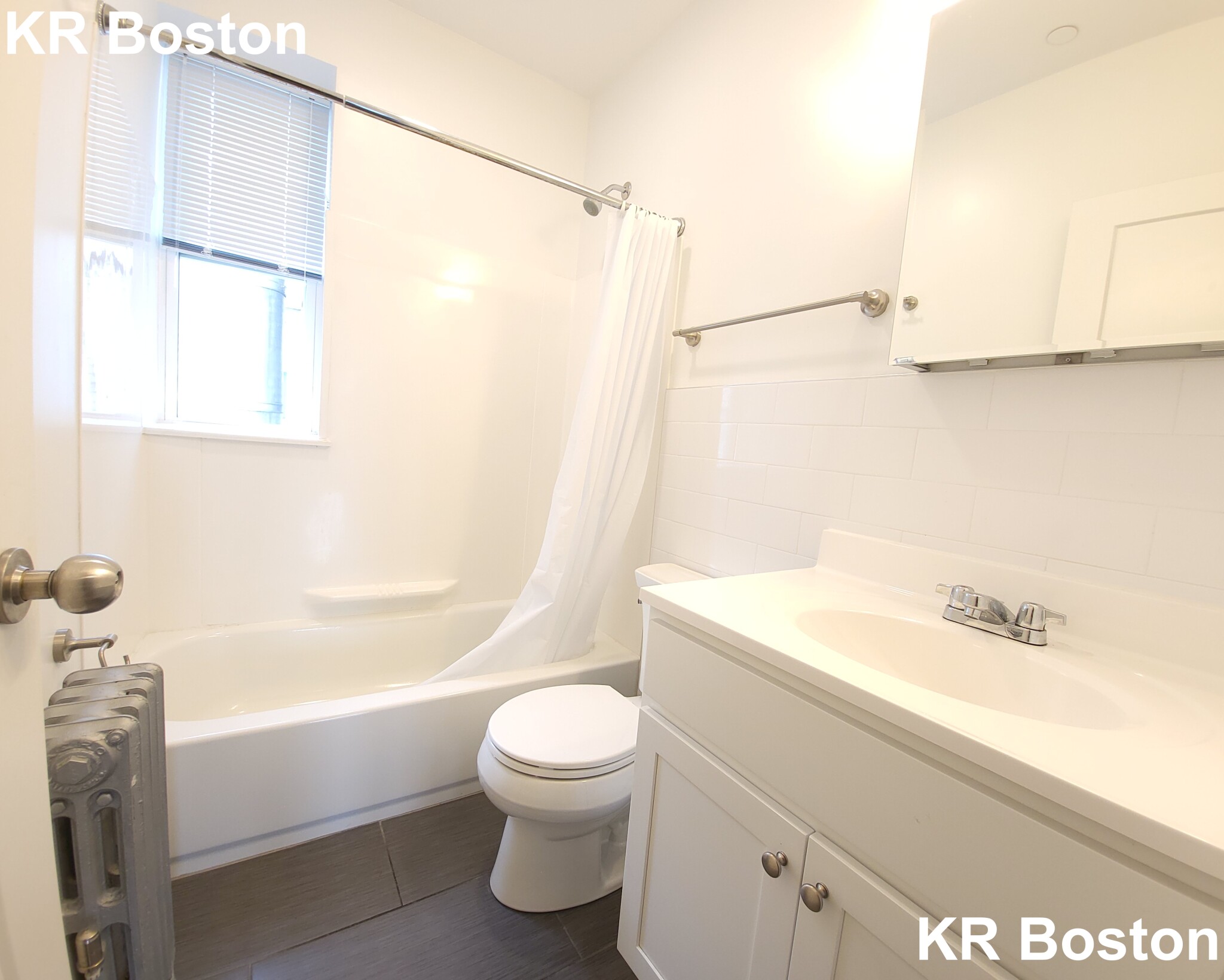 2 bed, 1 bath apartment for rent at 123 Sutherland Rd Unit L11, Brighton — photo 4 of 5