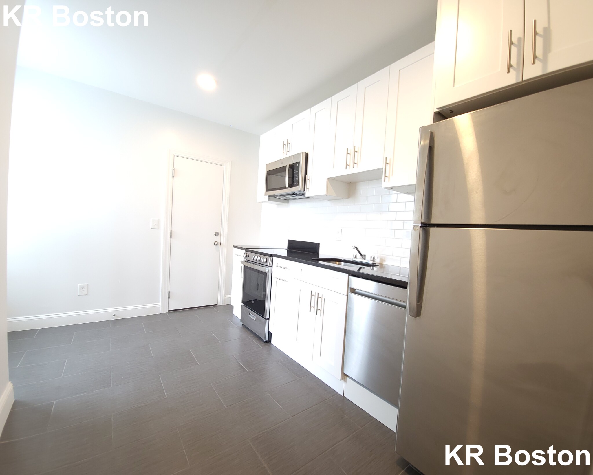 2 bed, 1 bath apartment for rent at 123 Sutherland Rd Unit L2, Brighton — photo 8 of 11