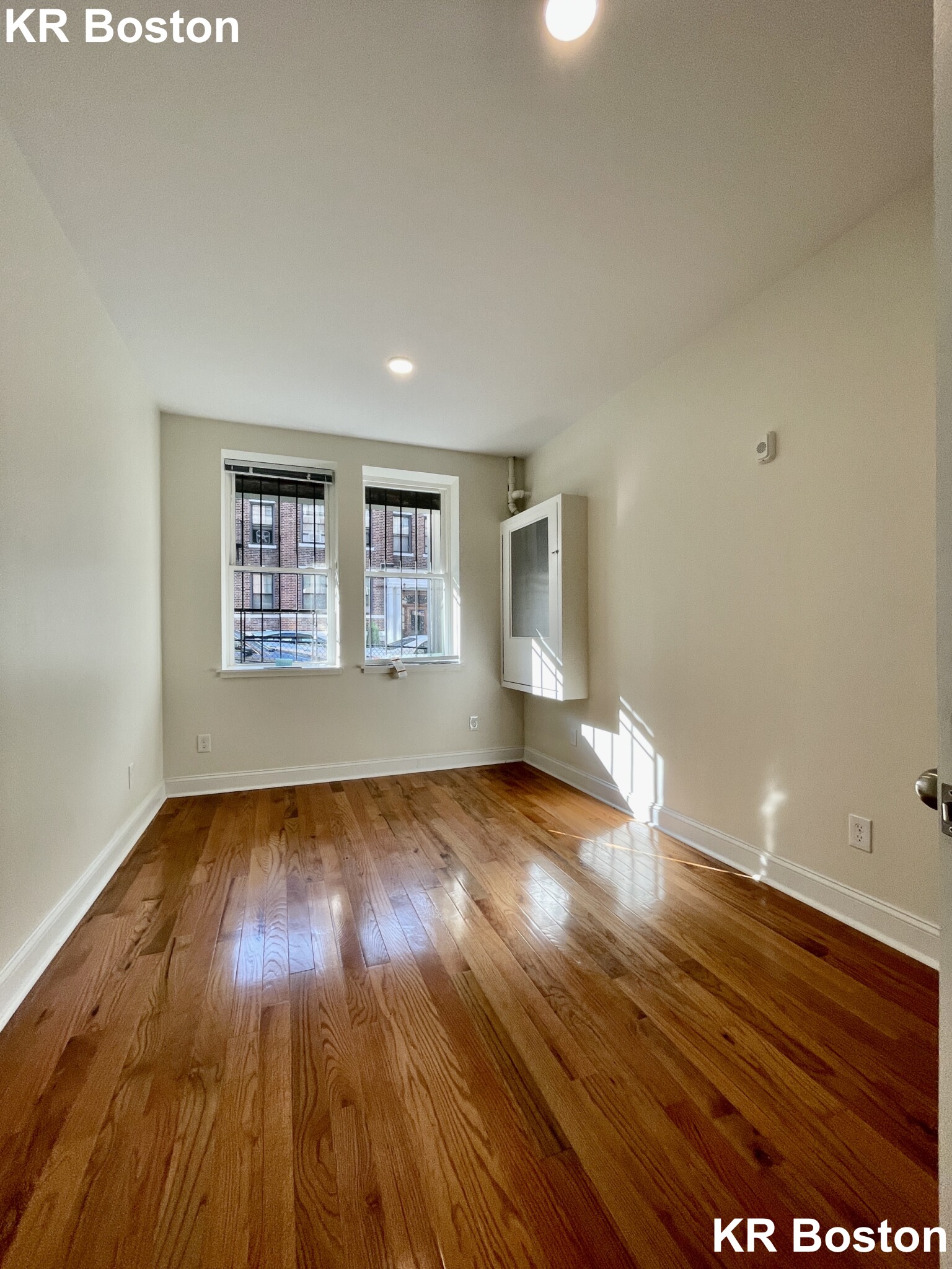 1 bed, 1 bath apartment for rent at 134 Sutherland Rd Unit A, Brighton — photo 5 of 6