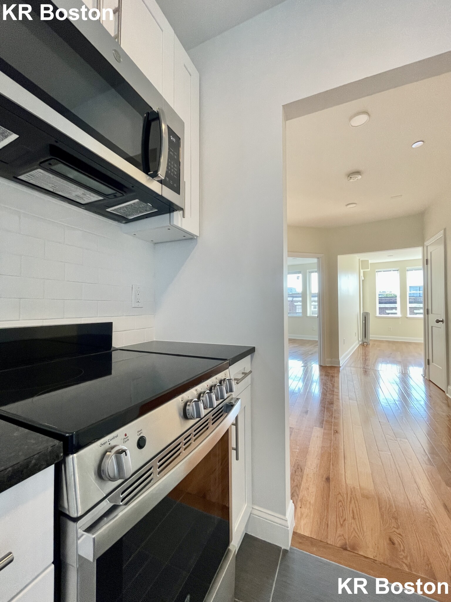 1 bed, 1 bath apartment for rent at 120 Sutherland Rd Unit K, Brighton — photo 6 of 6
