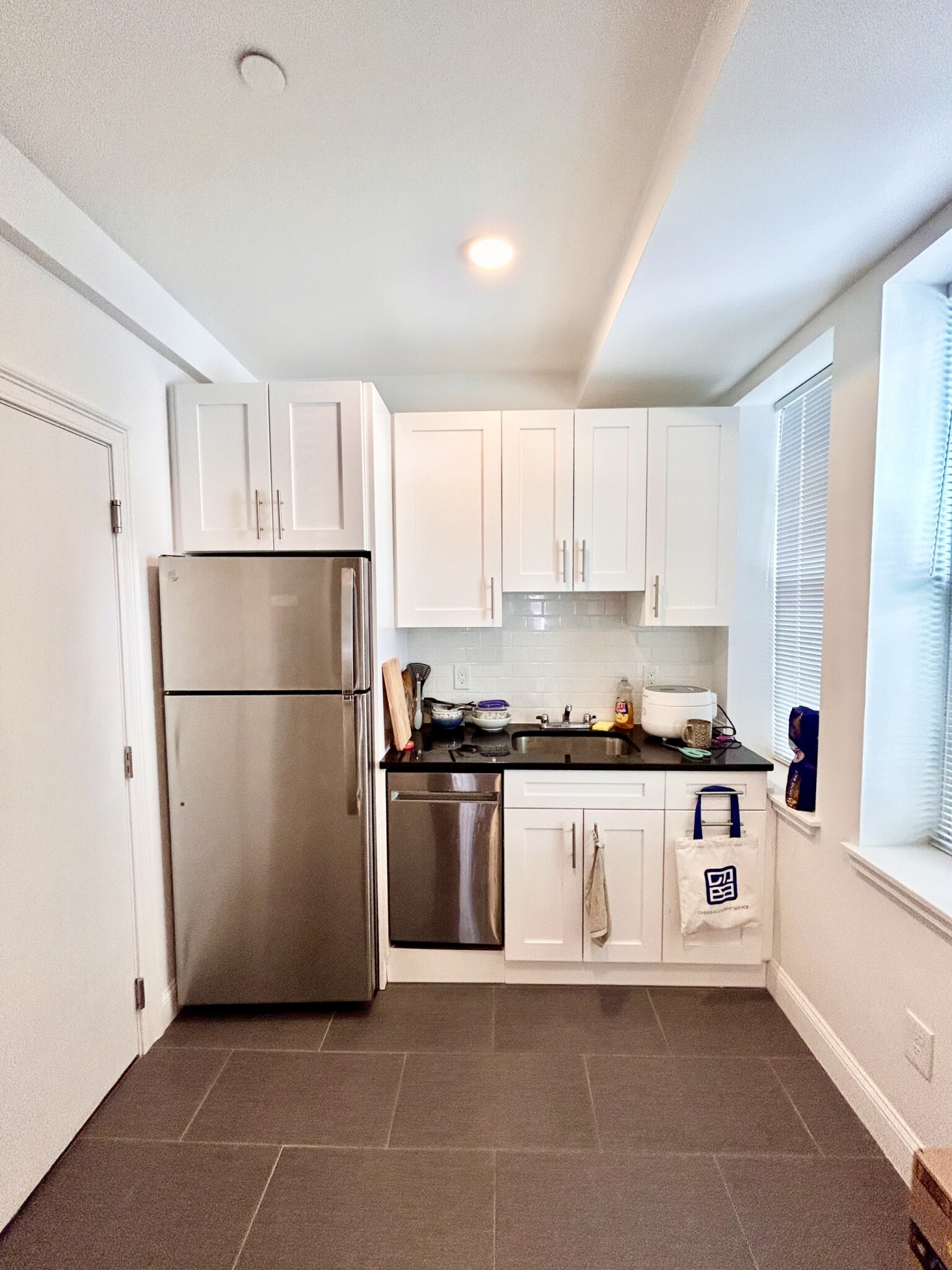 1 bed, 1 bath apartment for rent at 123 Sutherland Rd Unit A.., Brighton — photo 6 of 6