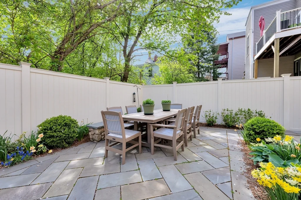 1524 Cambridge St, Mid Cambridge