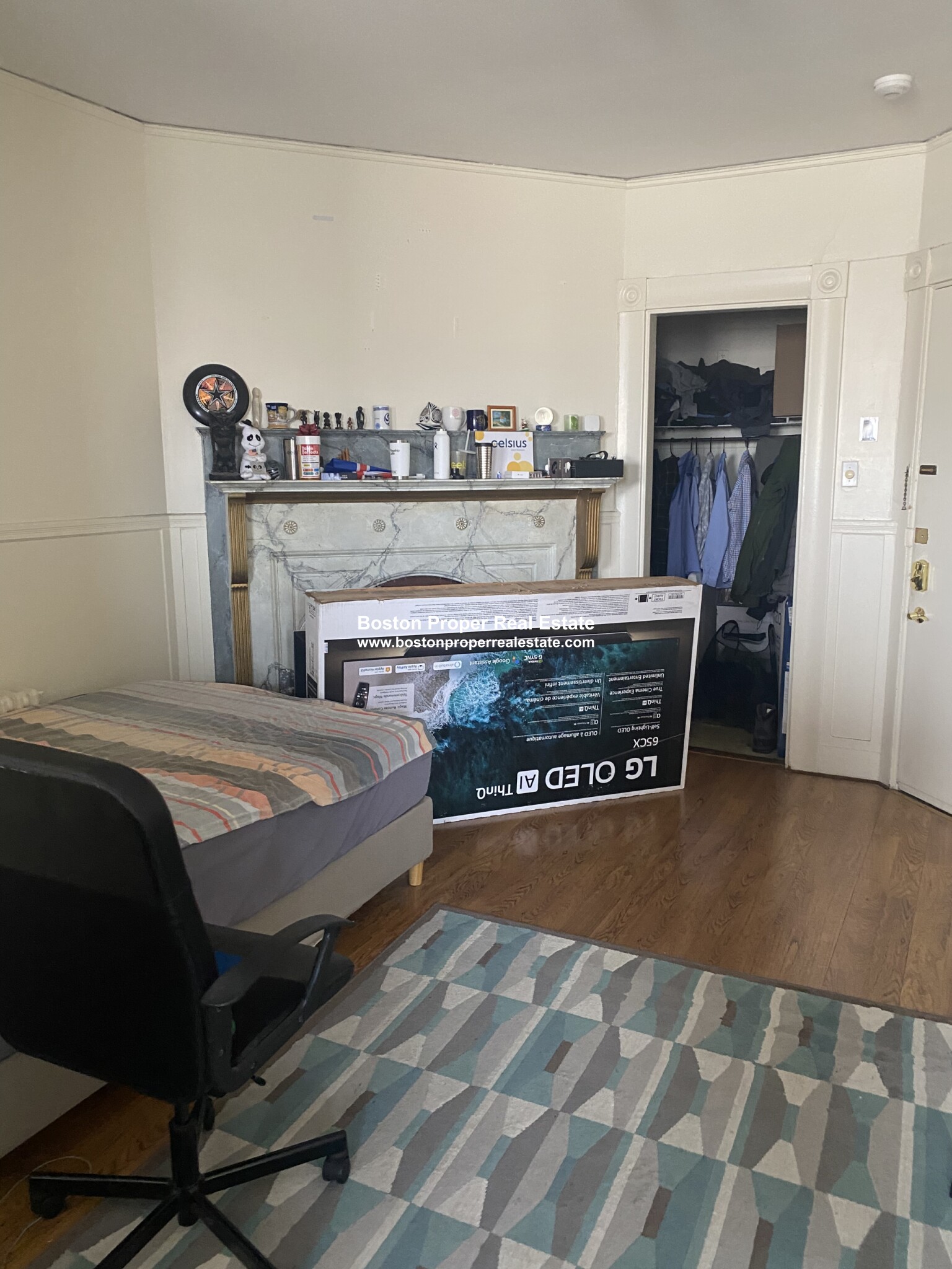 27 Bay State Rd, Fenway