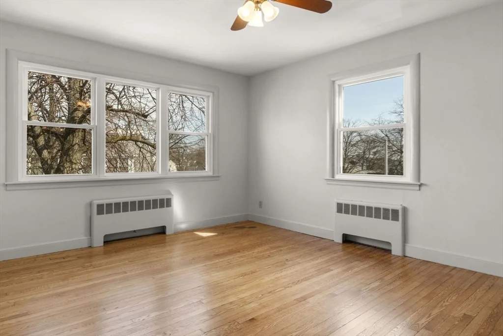 3 Wallace Rd, Diamond District