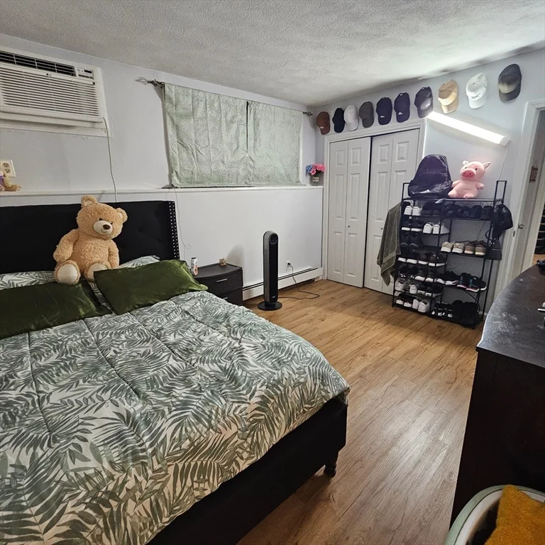 1129 North Shore Rd, Revere