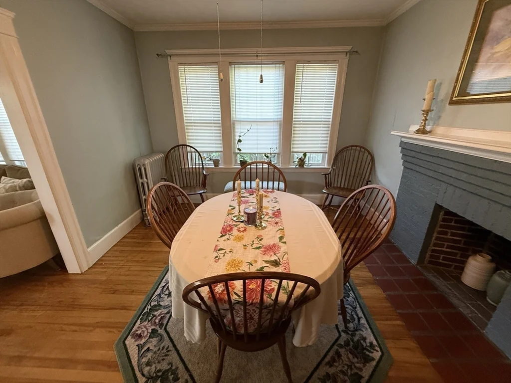 9 Underwood St, West Side