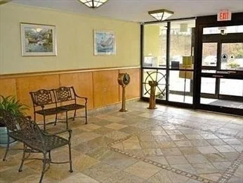 100 Cove Way, Quincy