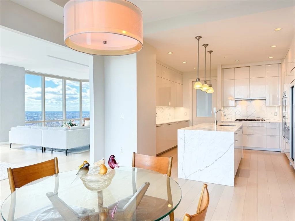 1 Franklin St, Midtown