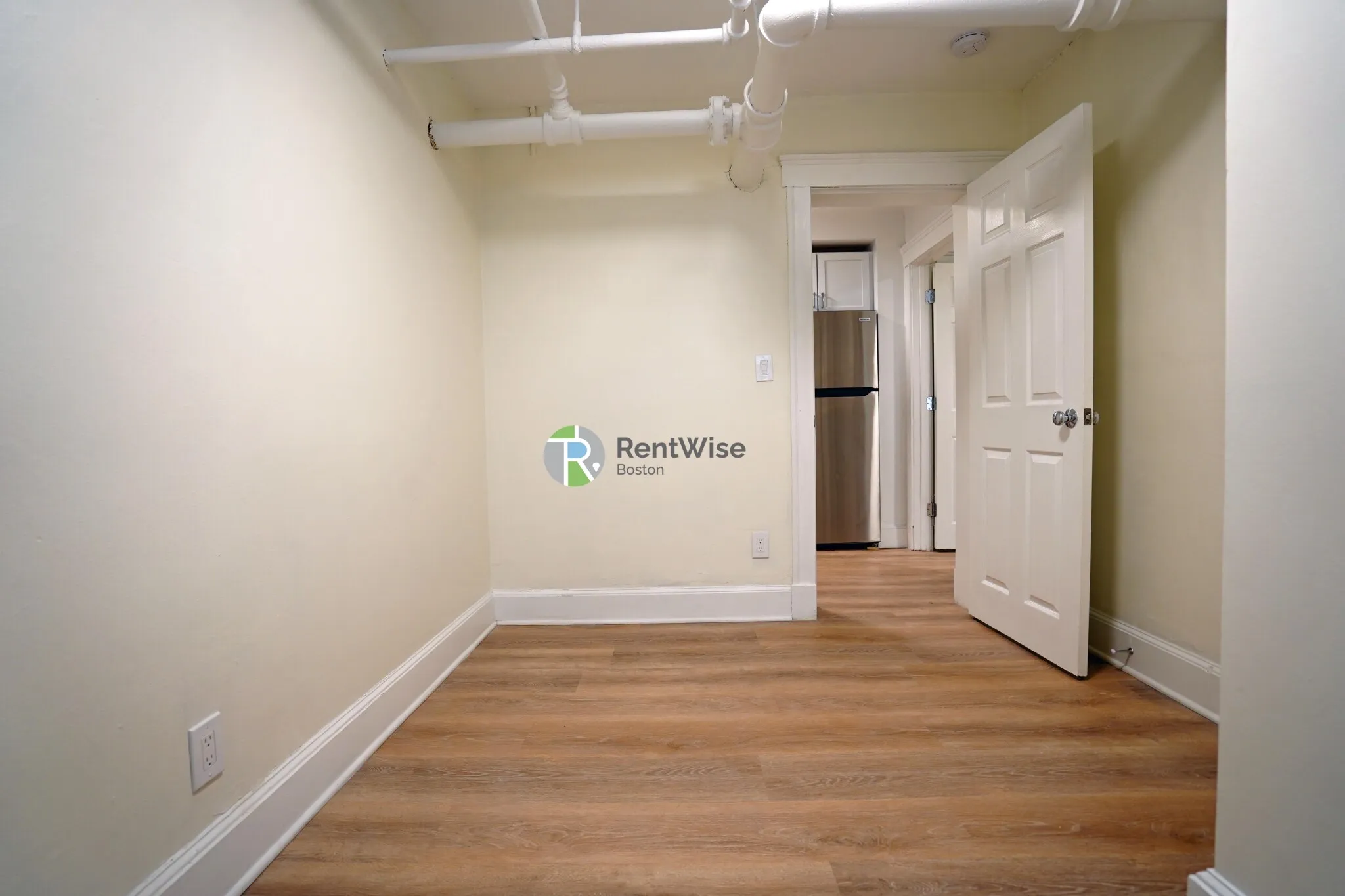 6 Camelot Ct, Brighton