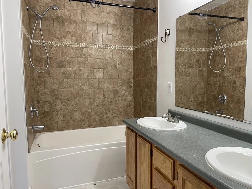 83 Odonnell Ave, Shrewsbury