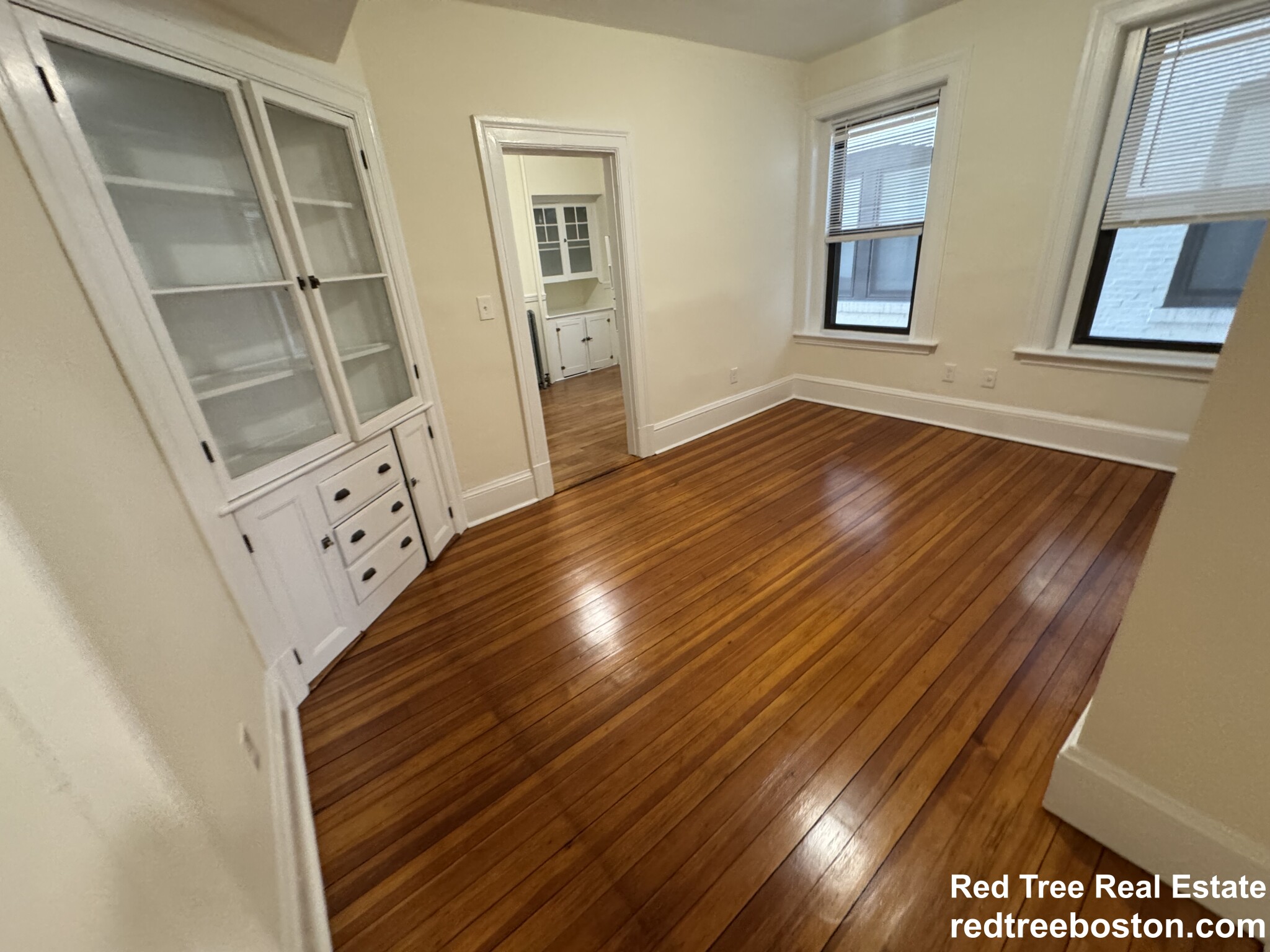 885 Massachusetts Ave, Mid Cambridge