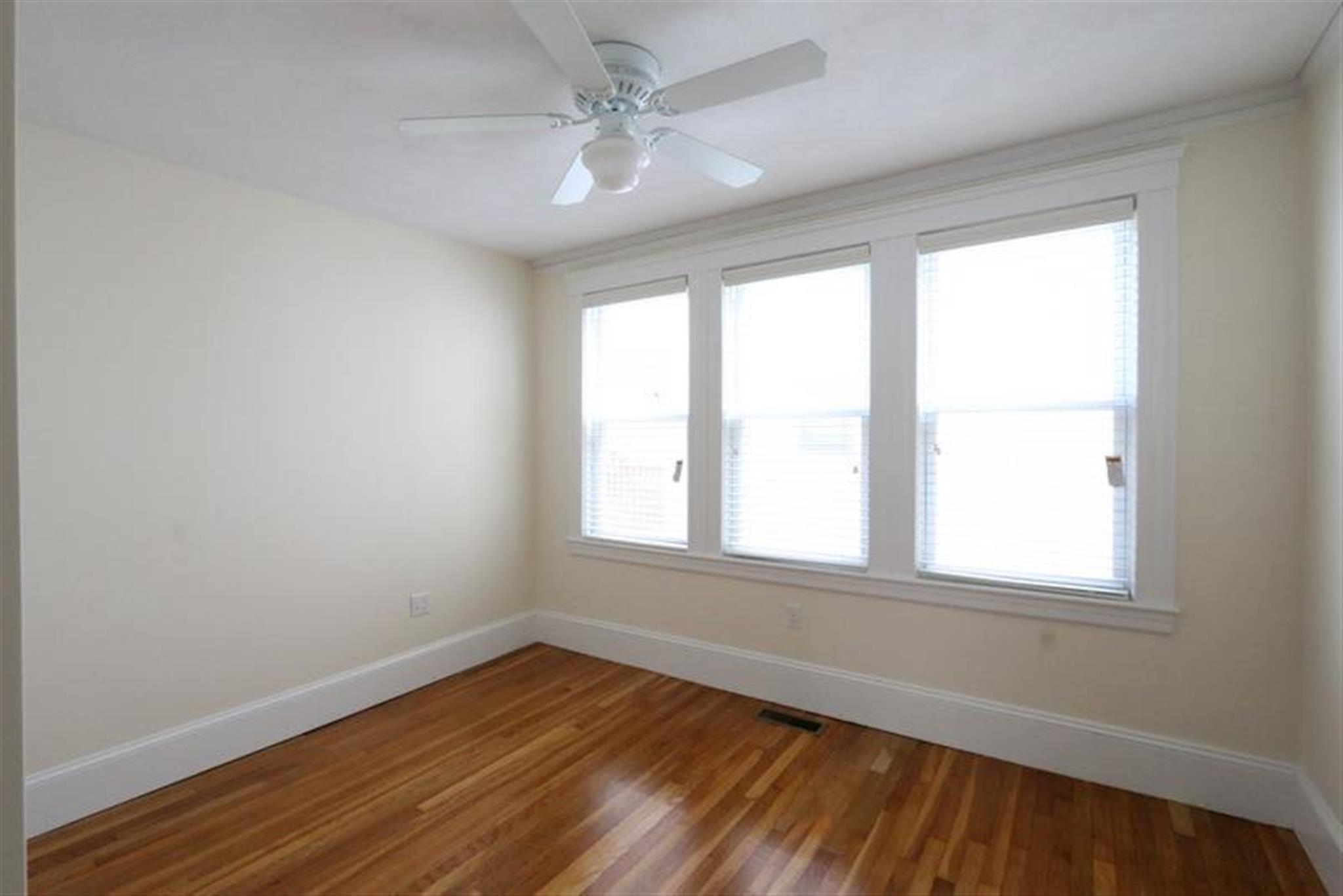 3 bed, 2 bath apartment for rent at 38 Medord Unit 1, Medford — photo 10 of 20