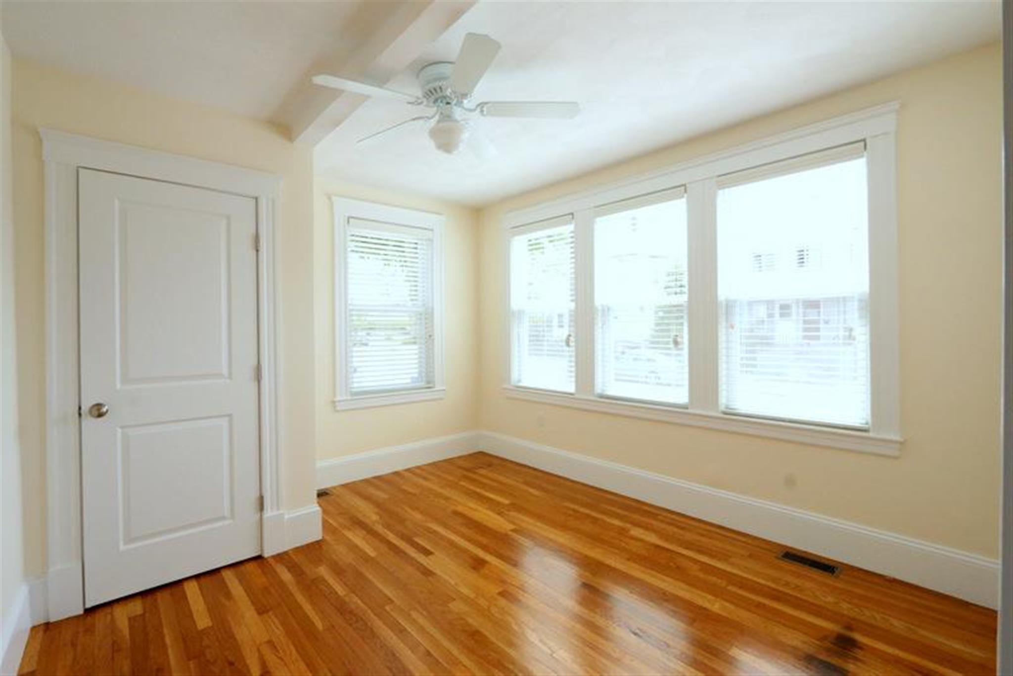 3 bed, 2 bath apartment for rent at 38 Medord Unit 1, Medford — photo 14 of 20