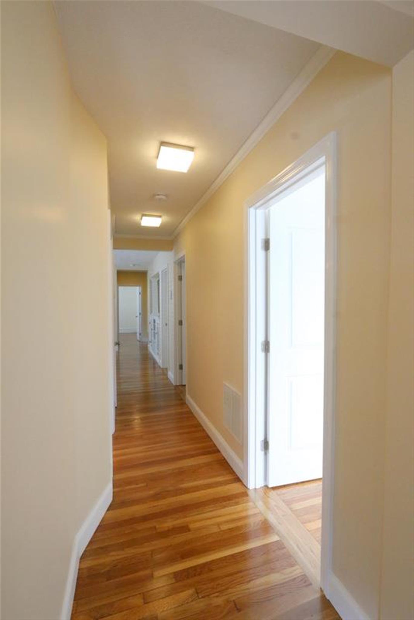 3 bed, 2 bath apartment for rent at 38 Medord Unit 1, Medford — photo 16 of 20