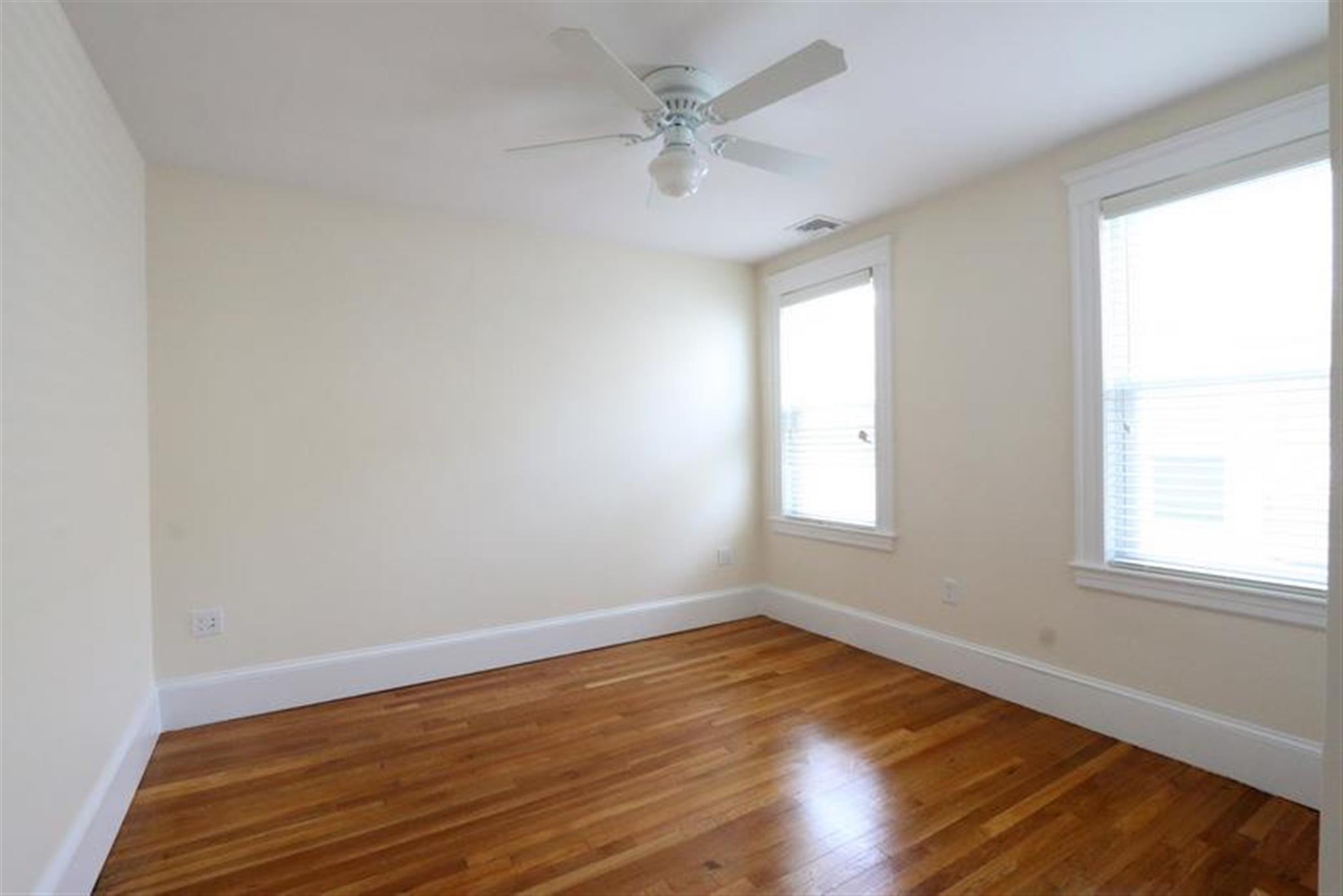 4 bed, 2 bath apartment for rent at 38 Medford St Unit 2, Medford — photo 7 of 22
