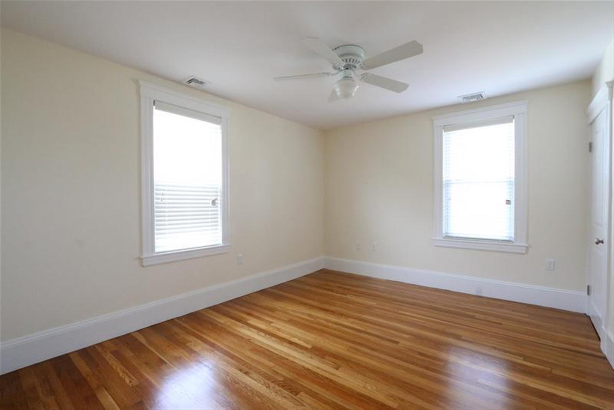 4 bed, 2 bath apartment for rent at 38 Medford St Unit 2, Medford — photo 9 of 22