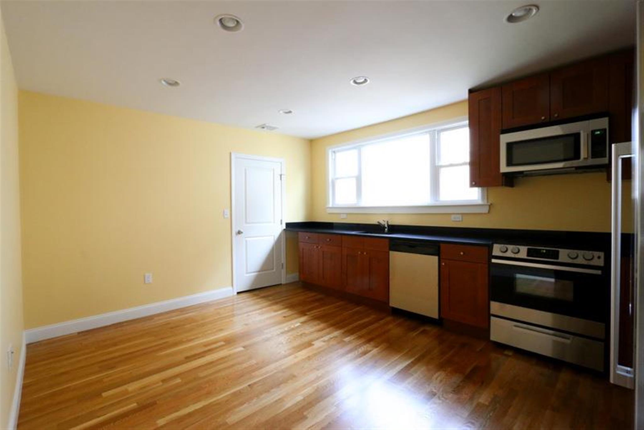 4 bed, 2 bath apartment for rent at 38 Medford St Unit 2, Medford — photo 2 of 22