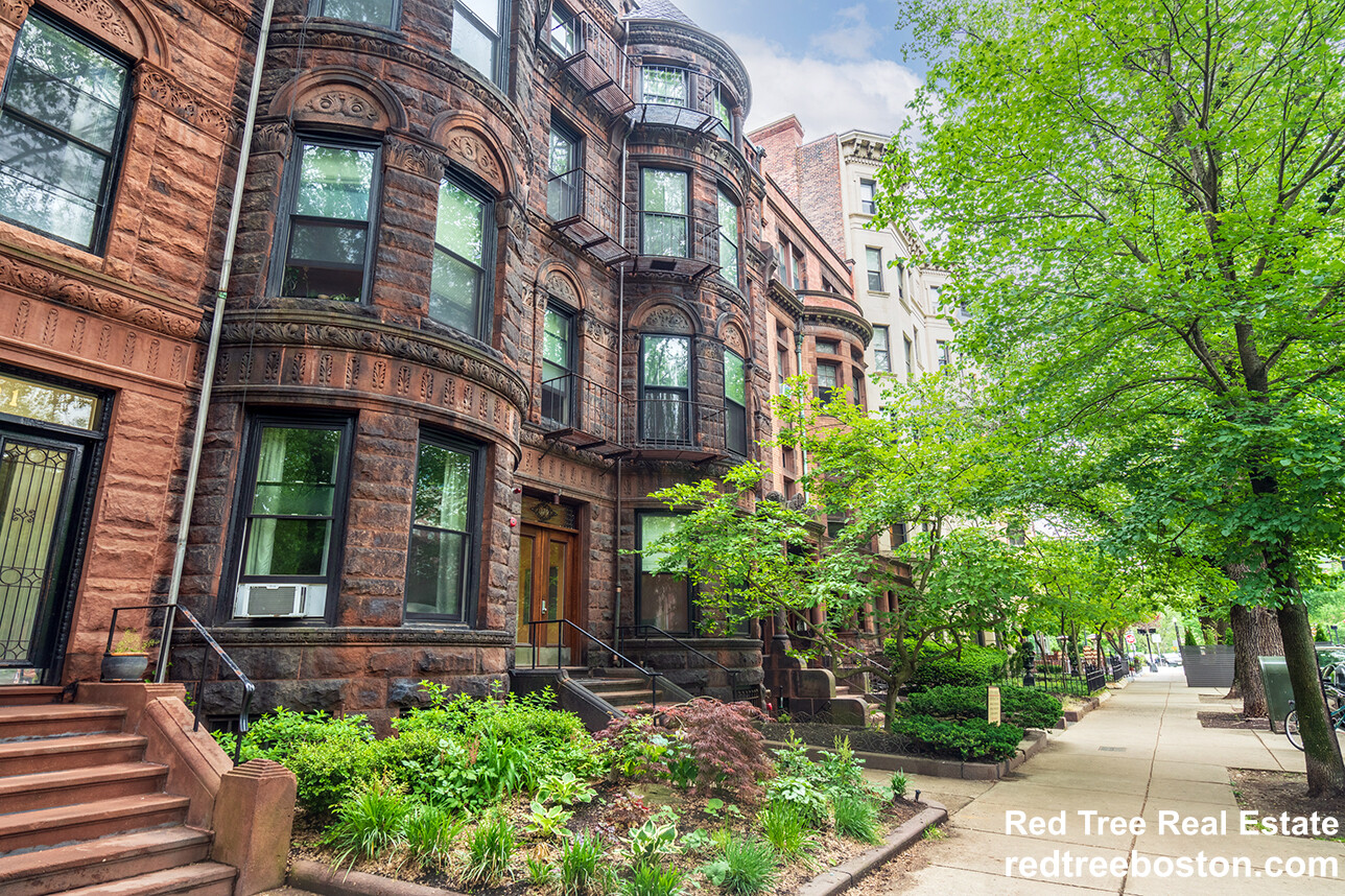 379 Commonwealth Ave, Back Bay