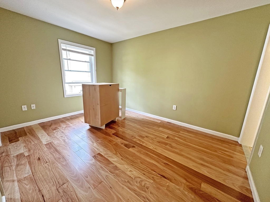 30 Salisbury Rd, Newton Corner