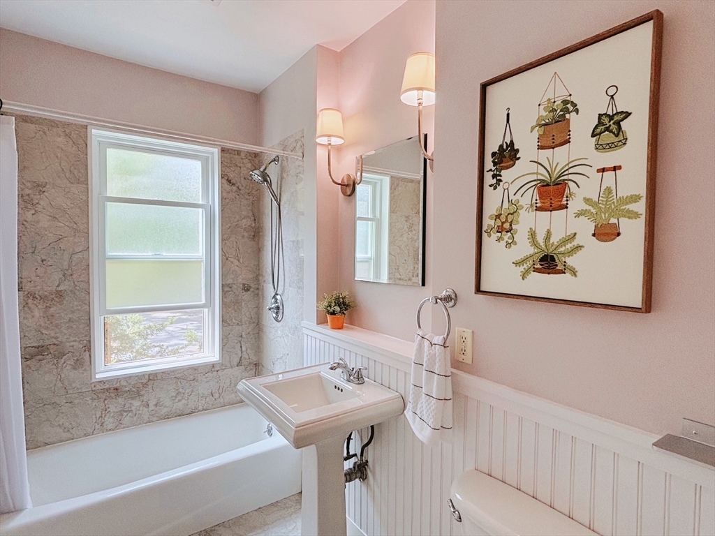 8 Fainwood Circle, Inman Square