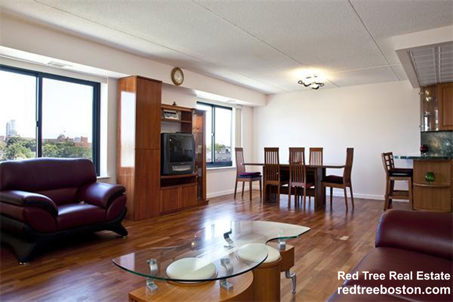 2 bed, 2 bath apartment for rent at 1243 Beacon St Unit 8-A, Coolidge Corner