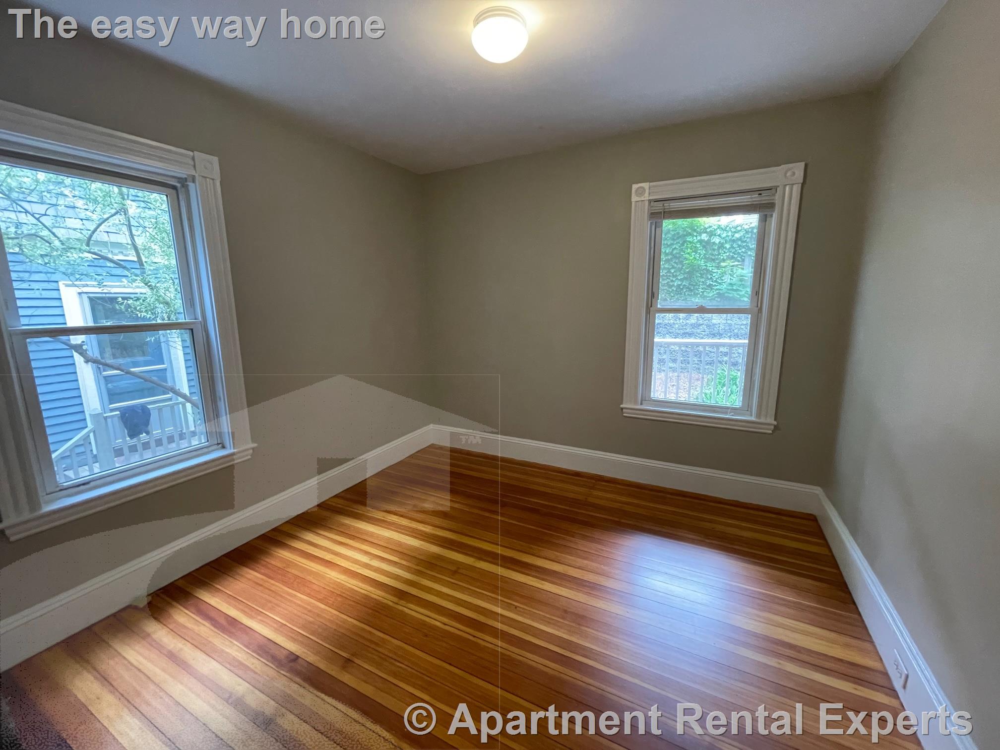 10 Cambridge Terr, Porter Square