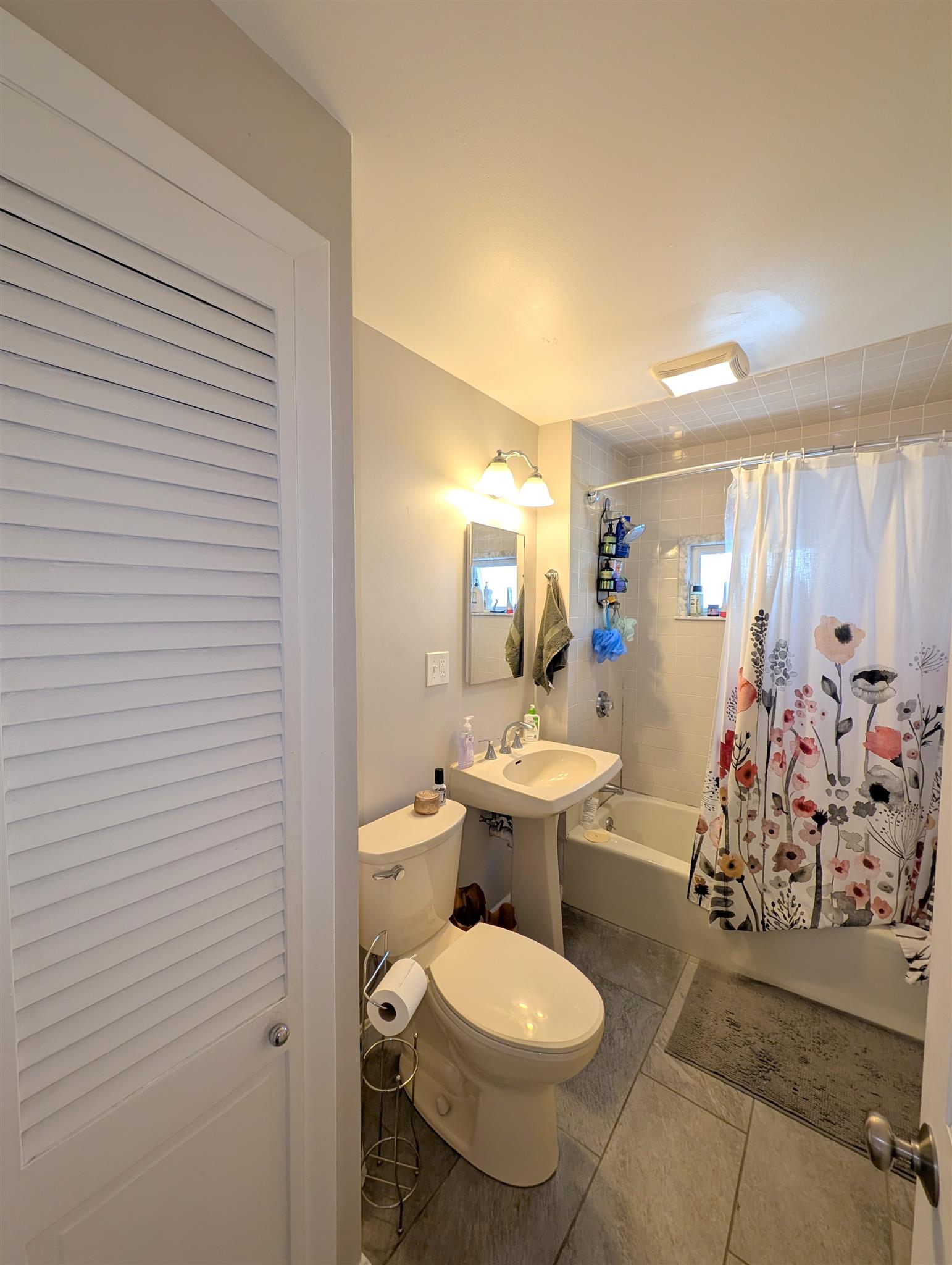 42 Lowden Ave, Powder House Square