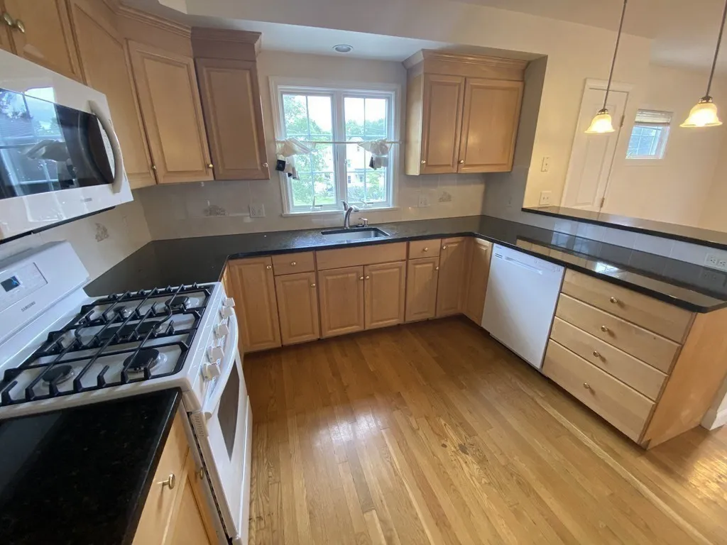 378 Washington St, Winchester