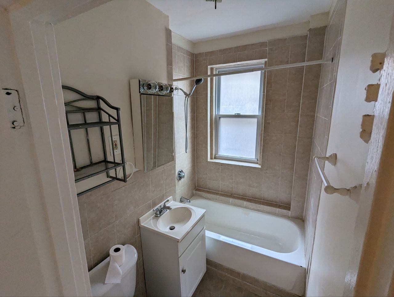 360 Riverway, Mission Hill