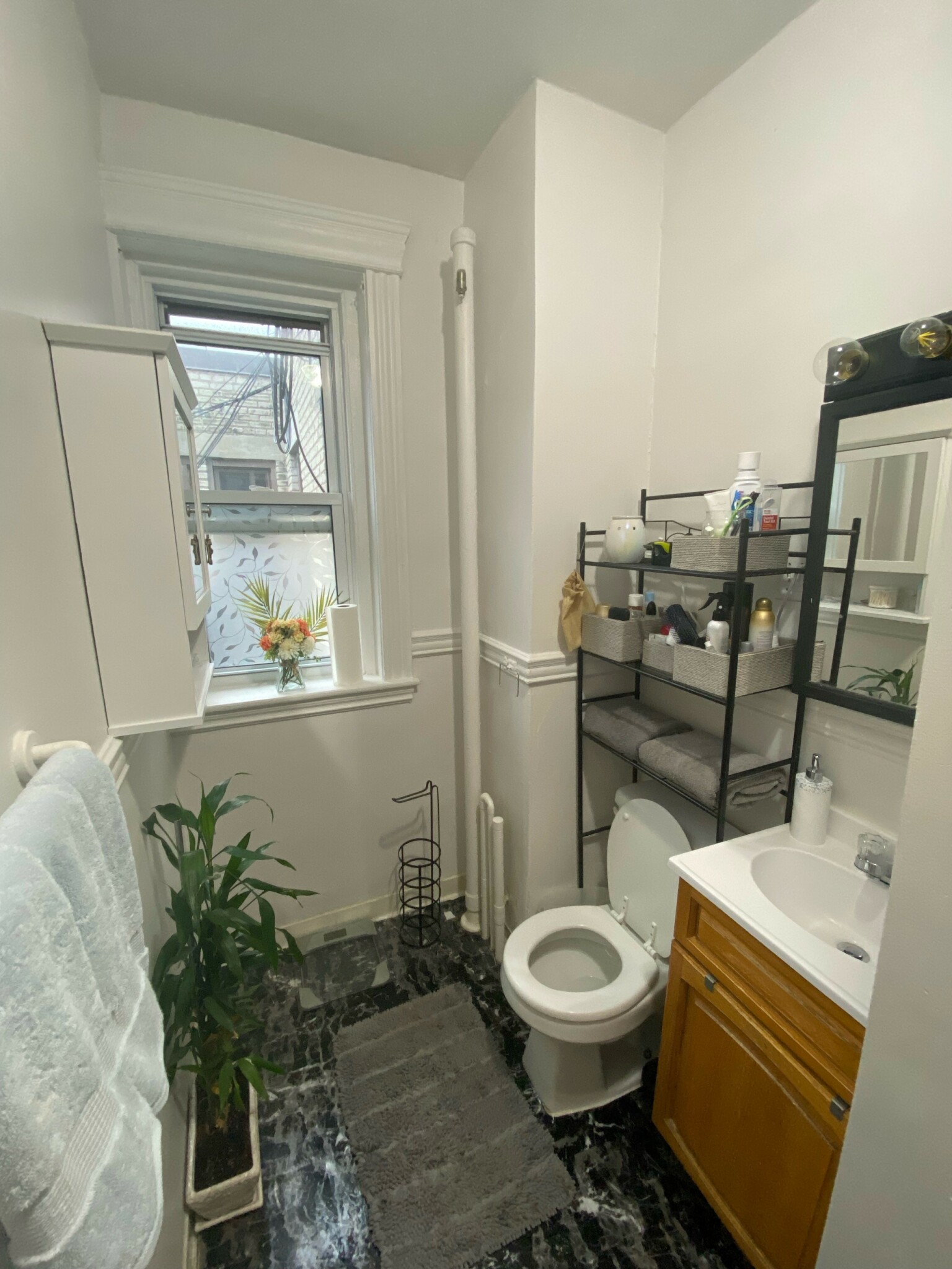 360 Riverway, Mission Hill