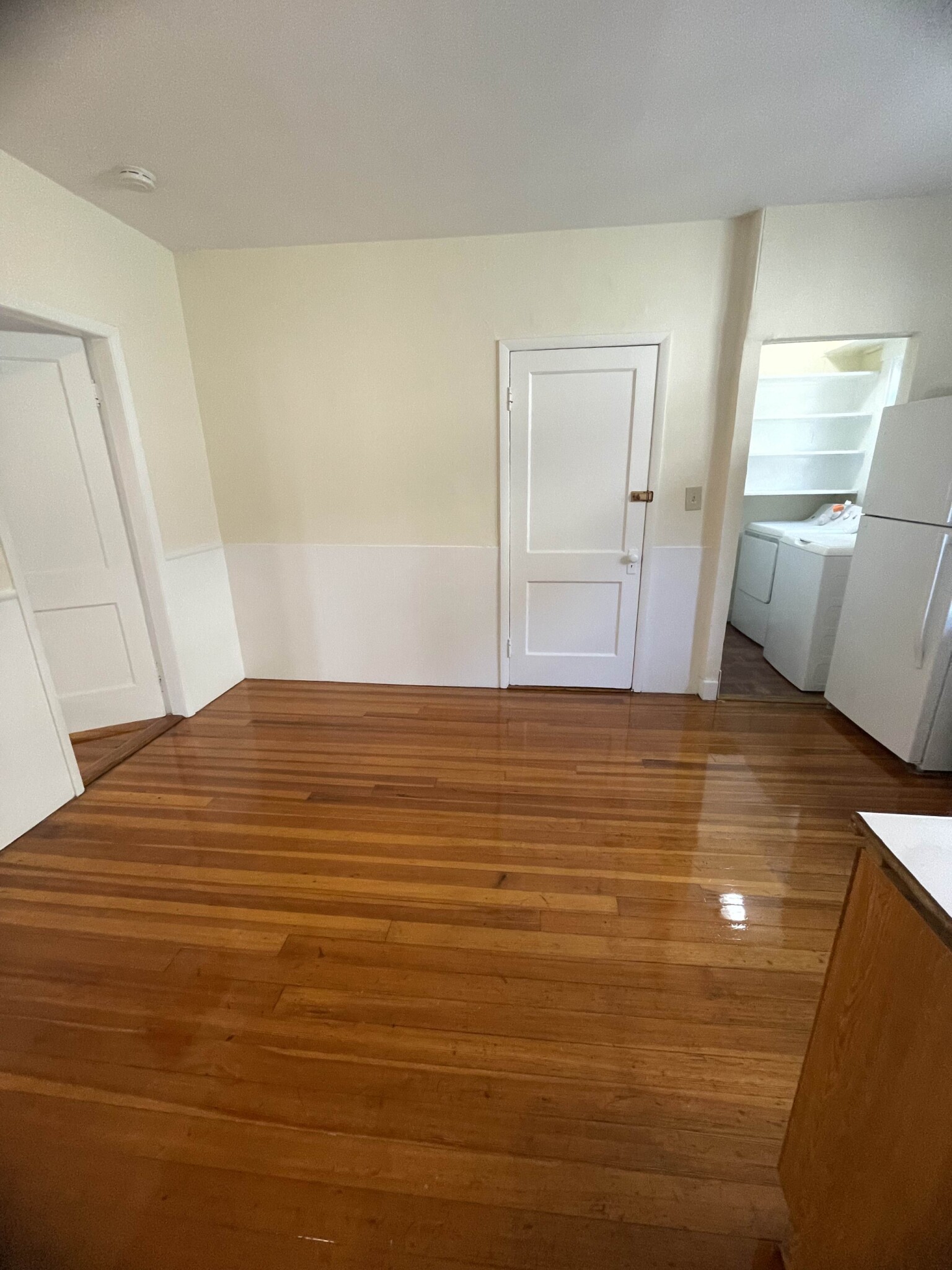 5 bed, 2 bath apartment for rent at 17 Egerton Rd Unit 1A, Arlington — photo 7 of 16