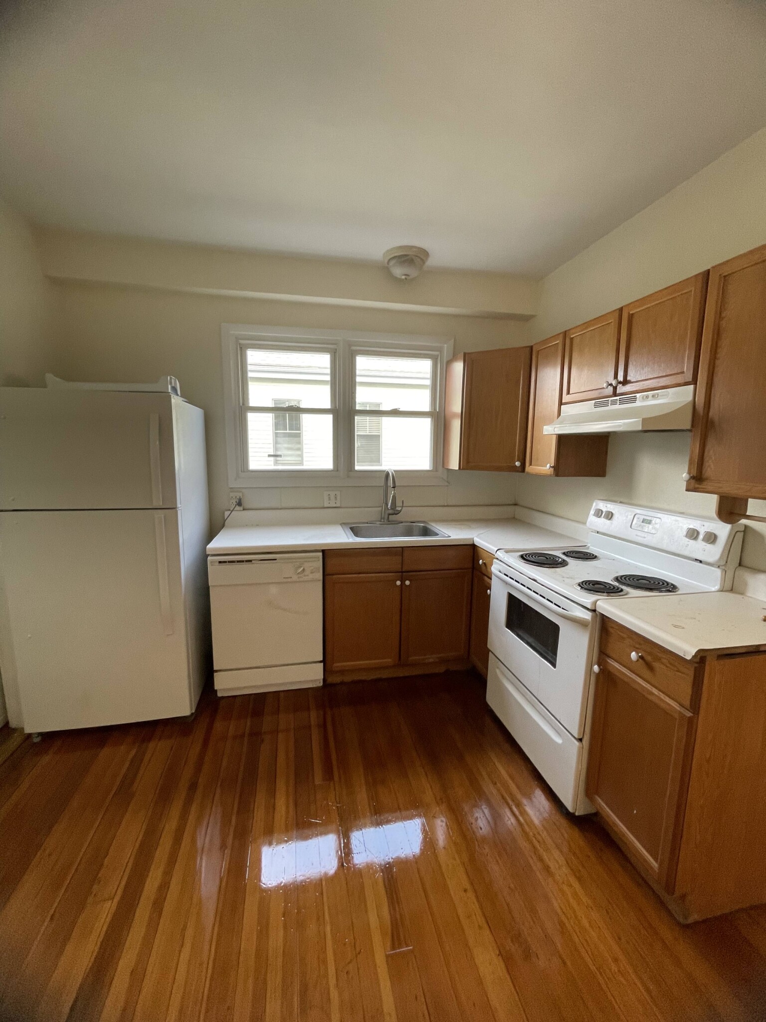 5 bed, 2 bath apartment for rent at 17 Egerton Rd Unit 1A, Arlington — photo 16 of 16