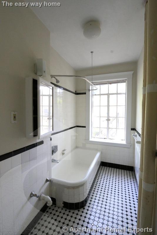 28 Langdon St, Harvard Square