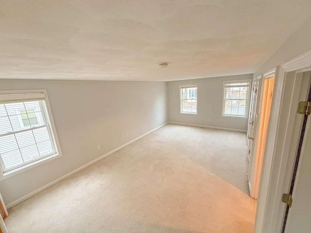 14 Eastern Ave, Riverside