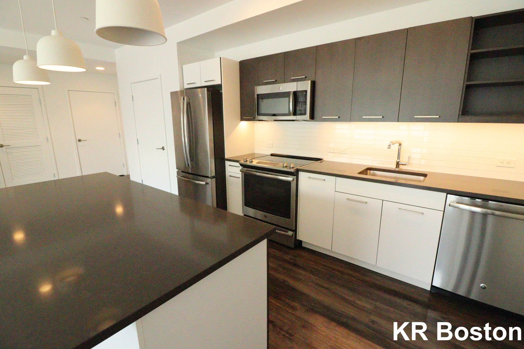 2 bed, 2 bath apartment for rent at 125 Guest St Unit 714, Brighton — photo 6 of 6