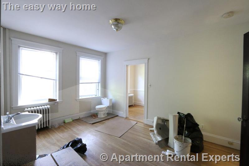 28 Langdon St, Harvard Square