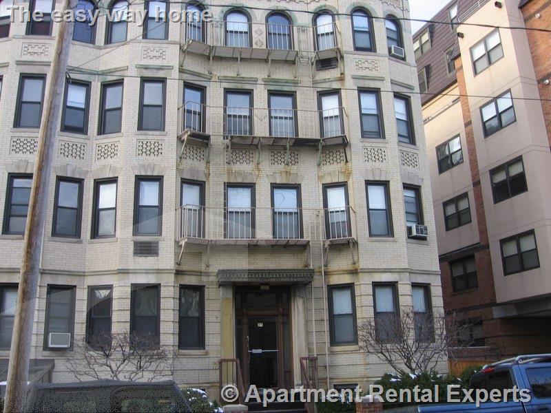 77 Hancock St, Central Square