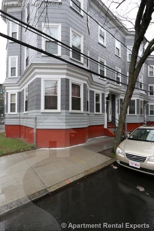 252 Windsor St, Central Square