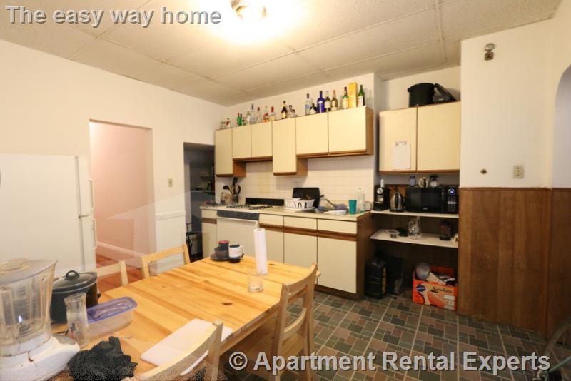 252 Windsor St, Central Square