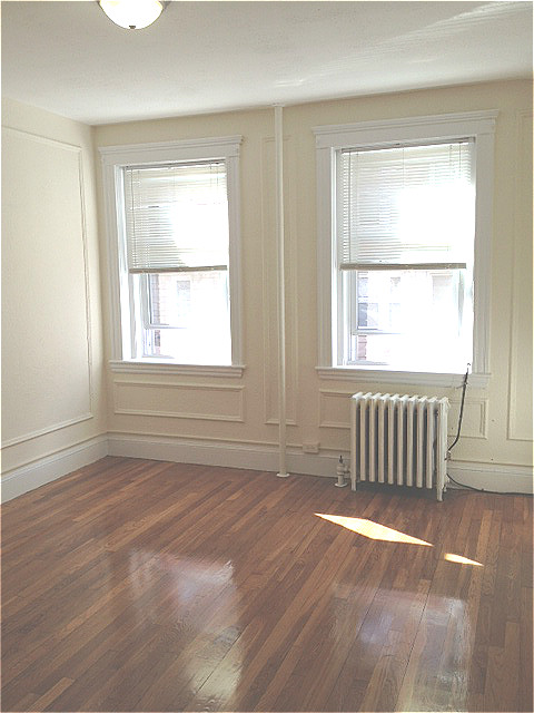 203-205 Winthrop Rd, Aspinwall Hill