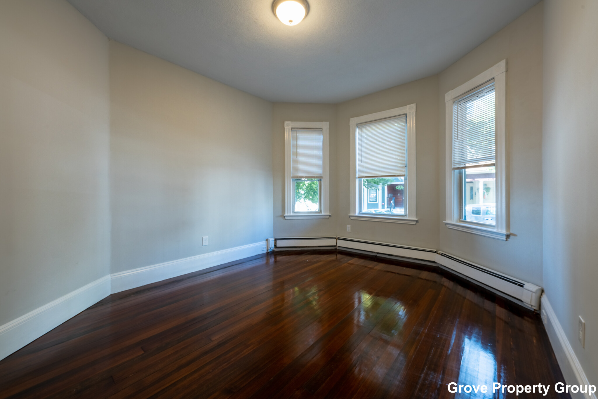 717 East 2nd St, South Boston