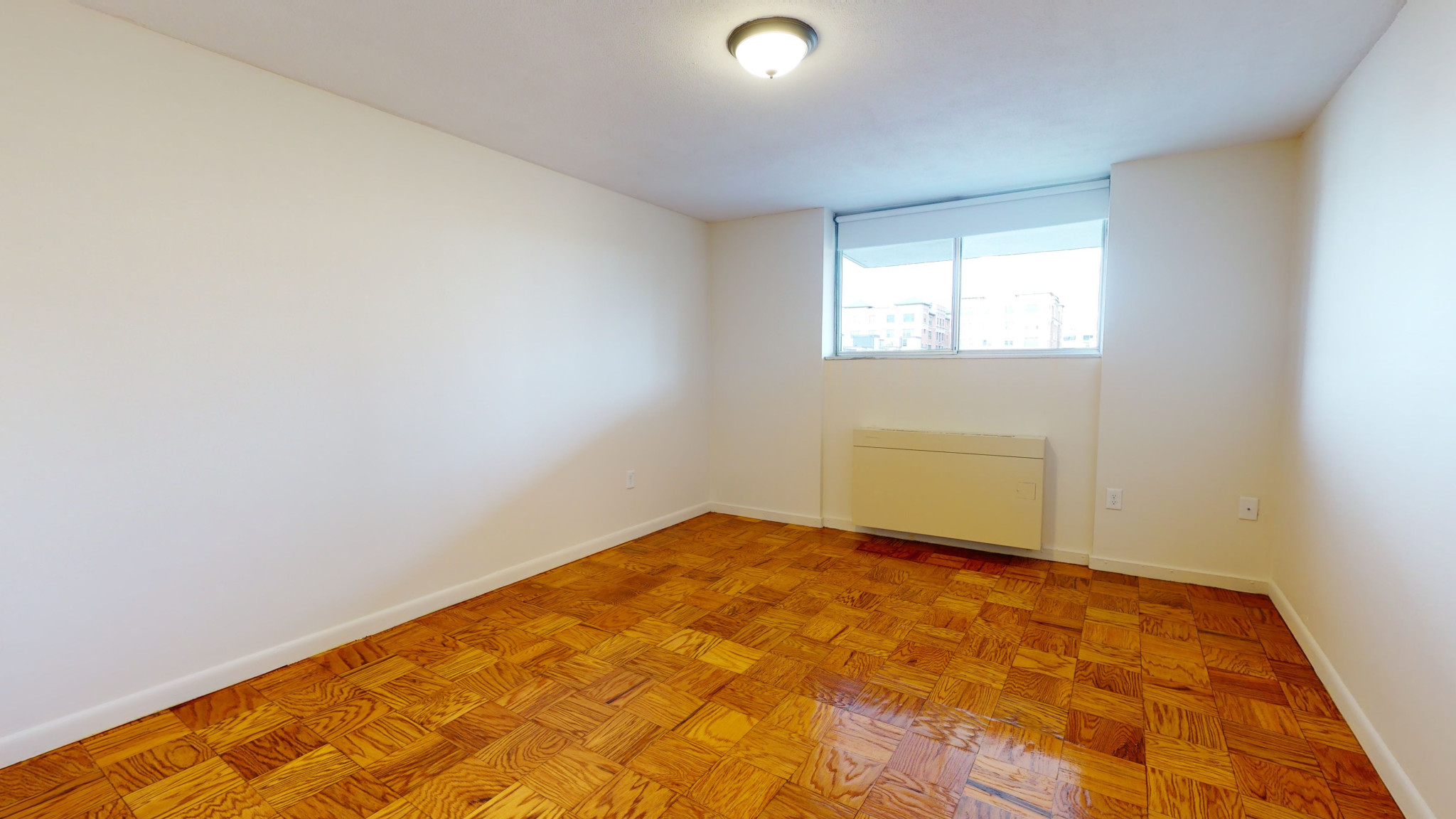 101 Monmouth St, Longwood